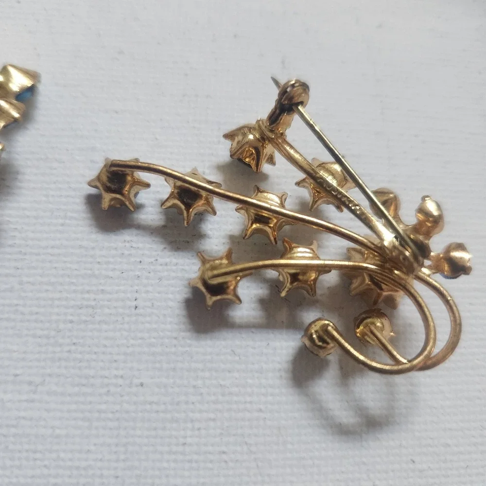Vintage Blue Aurora Borealis‎ Shooting Star Brooch and Clip On Earrings Set
